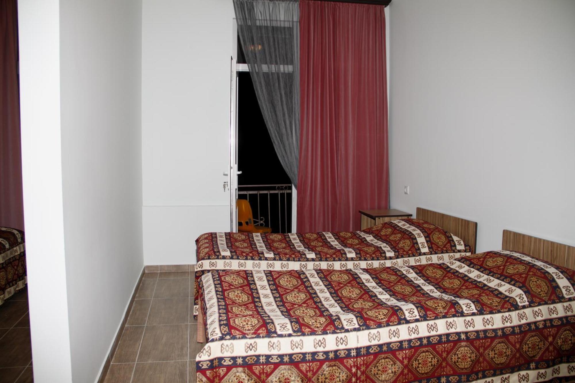 Zanger Hotel Goris Oda fotoğraf