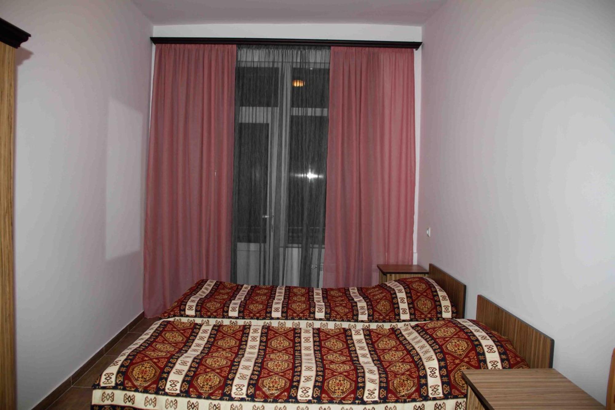 Zanger Hotel Goris Oda fotoğraf